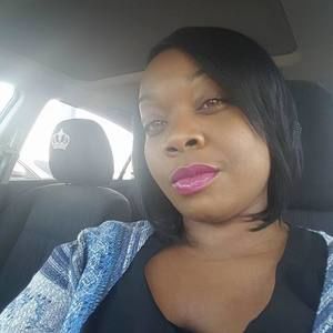 Meet your Posher, Stephie